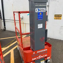 2016 Skyjack SJ16 Self-Propelled One-Person Lift