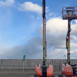 2013 JLG 600AJ Articulating Boom Lift