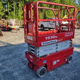 2017 MEC 1930SE Scissor Lift