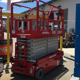 2017 MEC 4046SE Scissor Lift