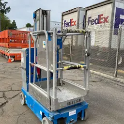 2016 Genie GR-20 Self-Propelled One-Person Lift