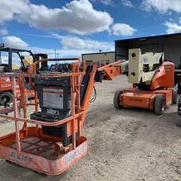 2015 JLG E400AJPN Articulating Boom Lift