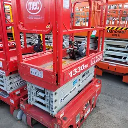 2017 MEC 1330SE Scissor Lift