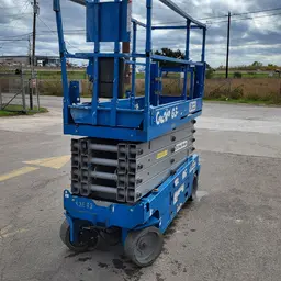 2017 Genie GS-3232 Scissor Lift