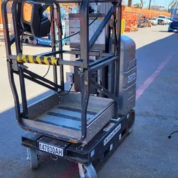 2015 JLG 20MVL Self-Propelled One-Person Lift