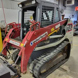 2018 Takeuchi TL8CW Track Loader