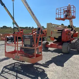 2013 JLG 450AJ Articulating Boom Lift