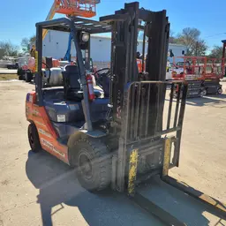 2017 Toyota 8FGU25 Warehouse Forklift