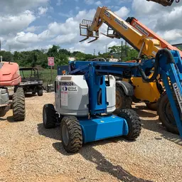 2015 Genie Z-34/22 IC Articulating Boom Lift