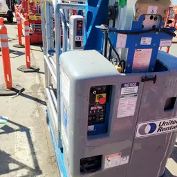 2017 Genie GR-12 Self-Propelled One-Person Lift