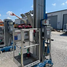 2018 Genie AWP-40SDC Pusharound Lift