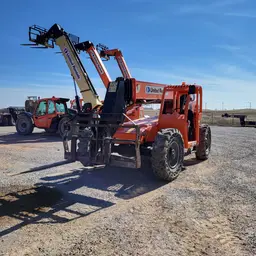 2017 SKYTRAK 8042 Forklift