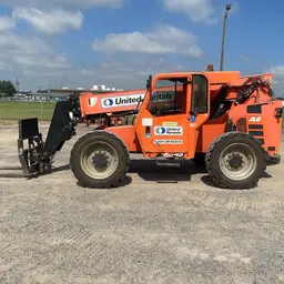 2017 SKYTRAK 6042 Forklift