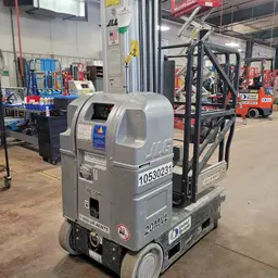 2016 JLG 20MVL Self-Propelled One-Person Lift