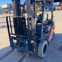 2018 Toyota 8FGU25 Warehouse Forklift