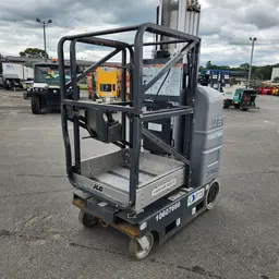 2017 JLG 20MVL Self-Propelled One-Person Lift