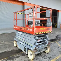 2014 Skyjack SJIII4632 Scissor Lift