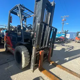 2017 Toyota 8FGU25 Warehouse Forklift
