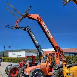2015 SKYTRAK 6042 Forklift