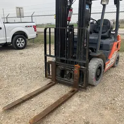 2018 Toyota 8FGU25 Warehouse Forklift