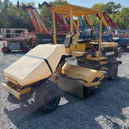 2015 LayMor SM400 Sweeper