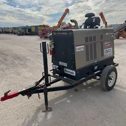 2019 Lincoln Electric VANTAGE 549 Welder