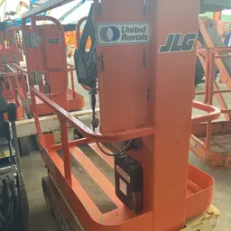 2016 JLG 1230ES Self-Propelled One-Person Lift