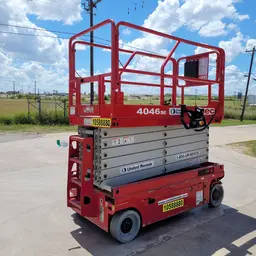 2017 MEC 4046SE Scissor Lift