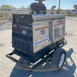 2019 Lincoln Electric VANTAGE 549 Welder