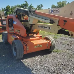 2013 JLG E450AJ Articulating Boom Lift
