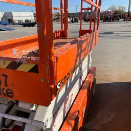 2018 Snorkel S3226E Scissor Lift