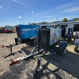 2019 Lincoln Electric VANTAGE 322 Welder