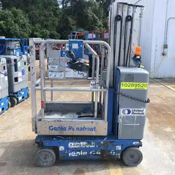 2014 Genie GR-20 Self-Propelled One-Person Lift