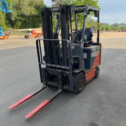 2016 Toyota 8FBCU25 Warehouse Forklift