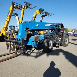 2016 Genie GTH-1056 Forklift