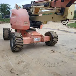 2014 JLG 450AJ Articulating Boom Lift