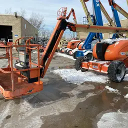 2013 JLG 600AJ Articulating Boom Lift