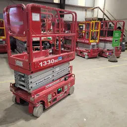 2016 MEC 1330SE Scissor Lift
