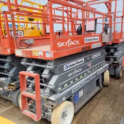 2017 Skyjack SJIII3226 Scissor Lift