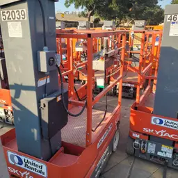 2017 Skyjack SJ12 Self-Propelled One-Person Lift