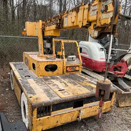 2012 Broderson IC-35-2F