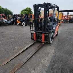2018 Toyota 8FGU25 Warehouse Forklift