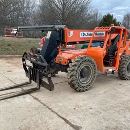 2017 SKYTRAK 8042 Forklift