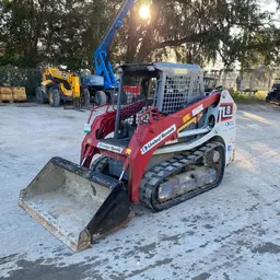2018 Takeuchi TL8W Track Loader