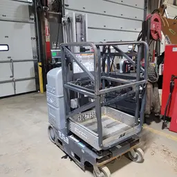 2017 JLG 20MVL Self-Propelled One-Person Lift