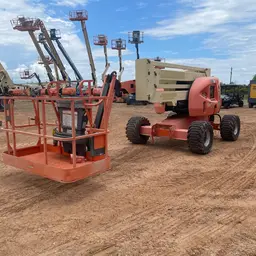 2015 JLG 450AJ Articulating Boom Lift