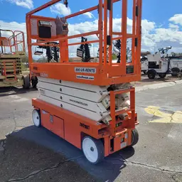 2018 Snorkel S3226E Electric Scissor Lift