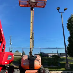 2013 JLG 600AJ Articulating Boom Lift