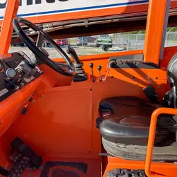 2016 SKYTRAK 8042 Forklift