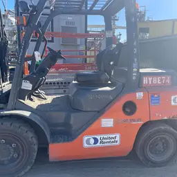 2015 Toyota 8FD35U Warehouse Forklift